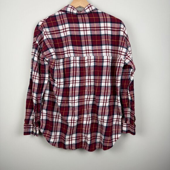 Old Navy Women's Plaid Flannel Button-Down Boyfriend Shirt, Size M - Picture 4 of 5